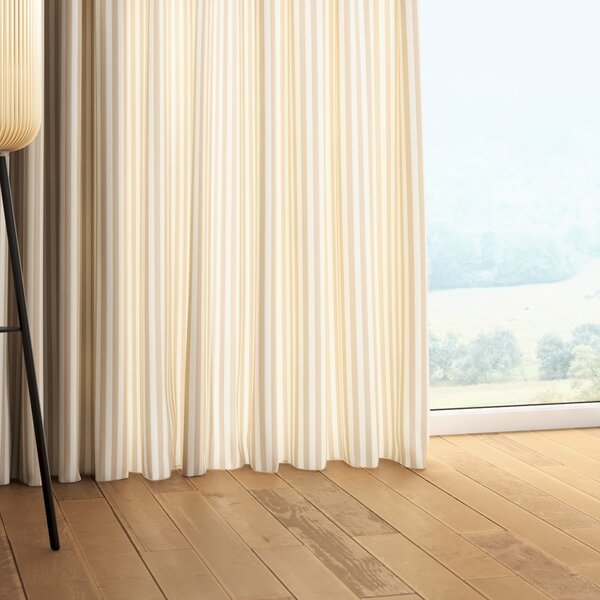 Pencil pleat curtain