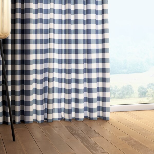 Pencil pleat curtain