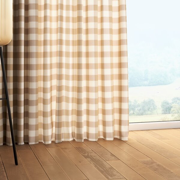 Pencil pleat curtain