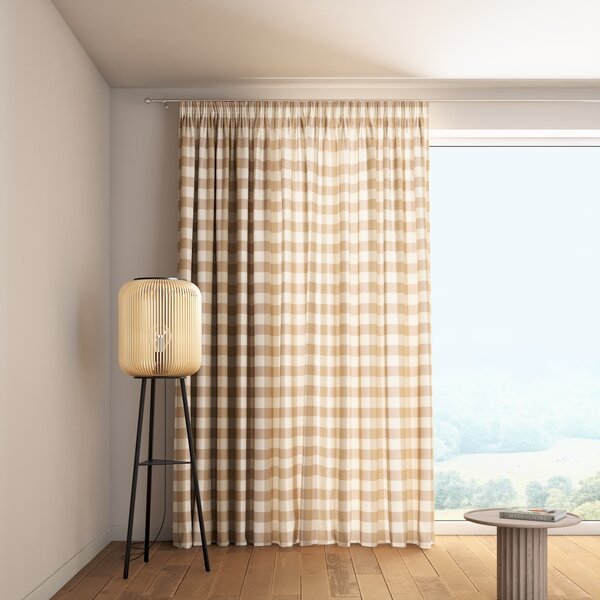 Pencil pleat curtain