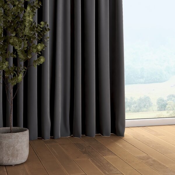 Pencil pleat curtain