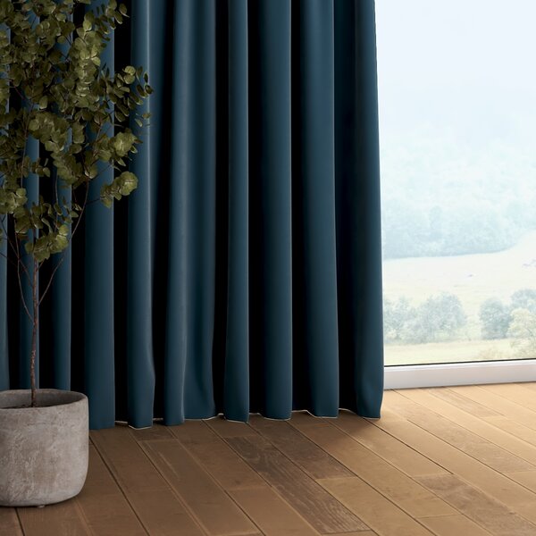 Pencil pleat curtain