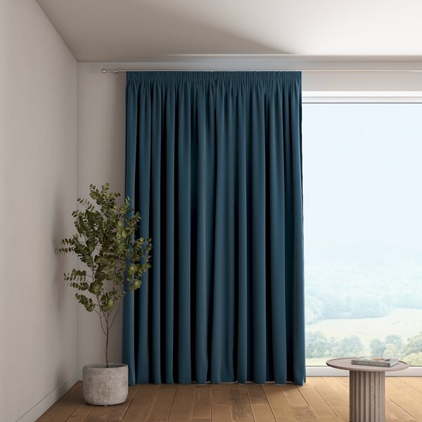 Pencil pleat curtain