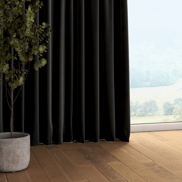 Pencil pleat curtain