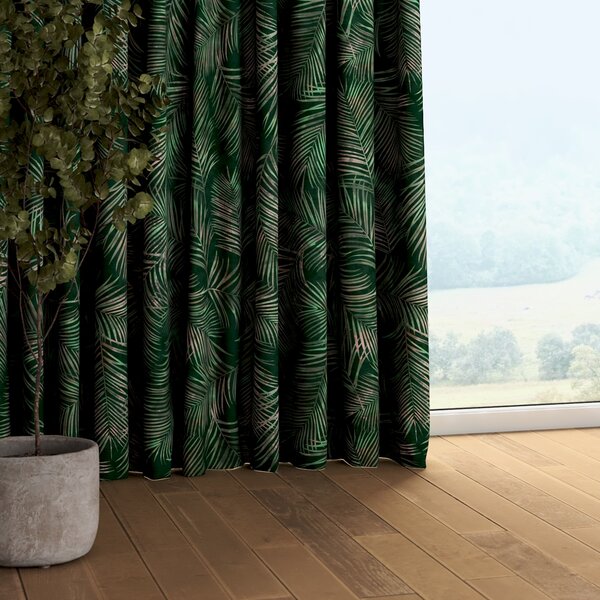 Pencil pleat curtain