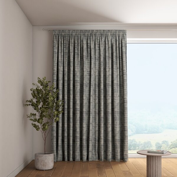 Pencil pleat curtain
