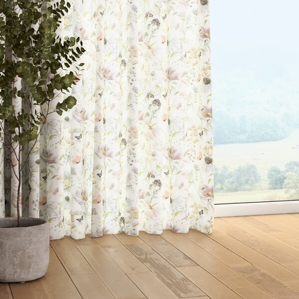 Pencil pleat curtain