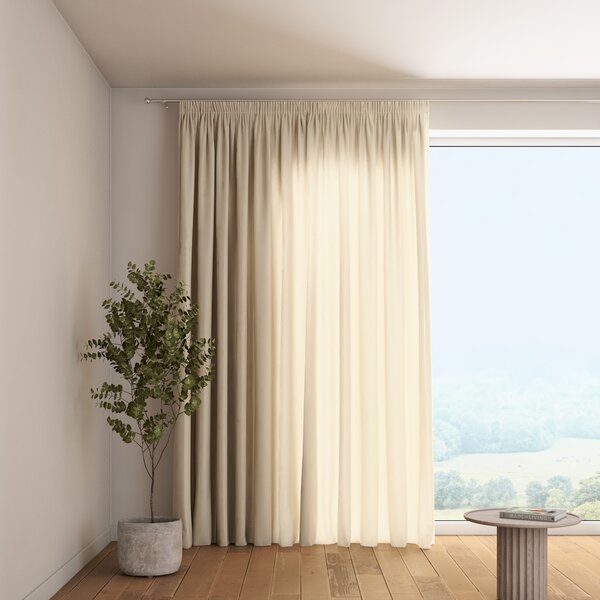 Pencil pleat curtain