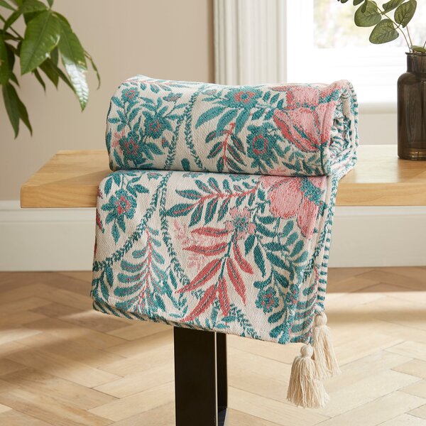 Gianna Trellis Throw Pink