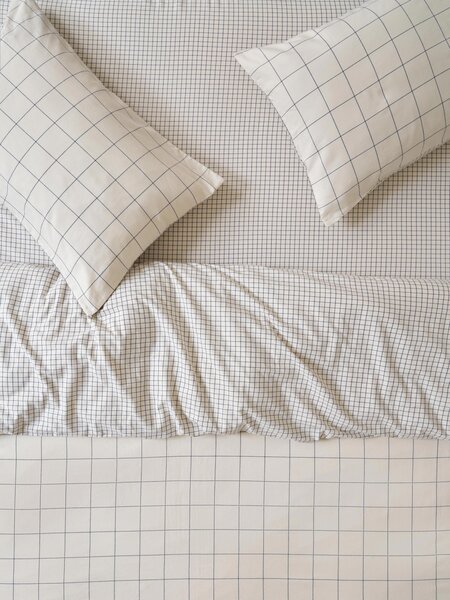 Dream Blue Burlow Check Cotton Percale Duvet Cover | Single | Piglet in Bed