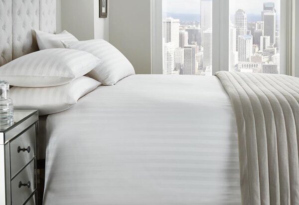 Torino Luxury 200 Thread Count Hotel Bedding Cream