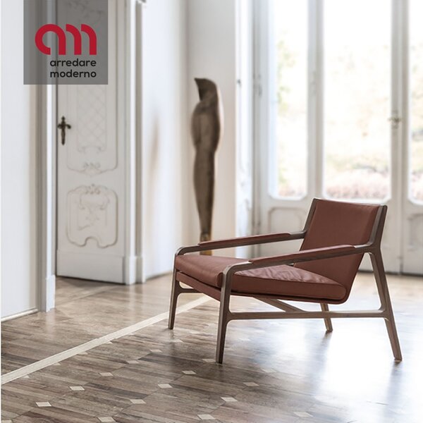 Margot Alivar armchair