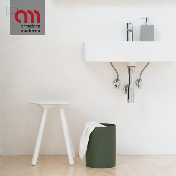 Mag Geelli bathroom basket