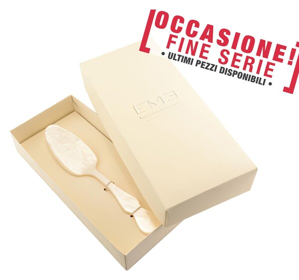 Showcase Packaging for CHIC Pearl BIANCO Cake Server with White Pearl Handle Cutlery 1 Piece