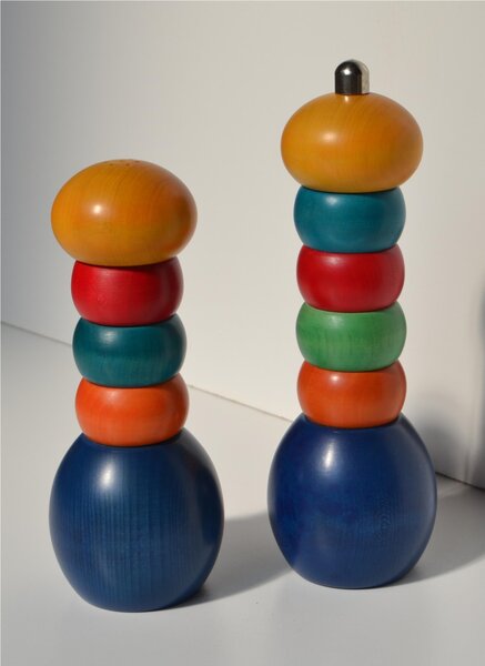Solid Linden Wood Pepper Grinder and Salt Shaker, Pepper diam. 7xh21 cm - Salt diam. 7xh17 cm, Base Colour Blue