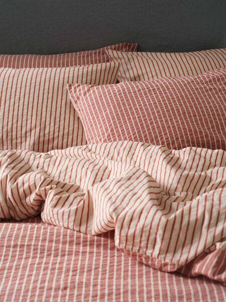 Auburn Red Textured Stripe Cotton Pillowcases (Pair) | Super King | Piglet in Bed