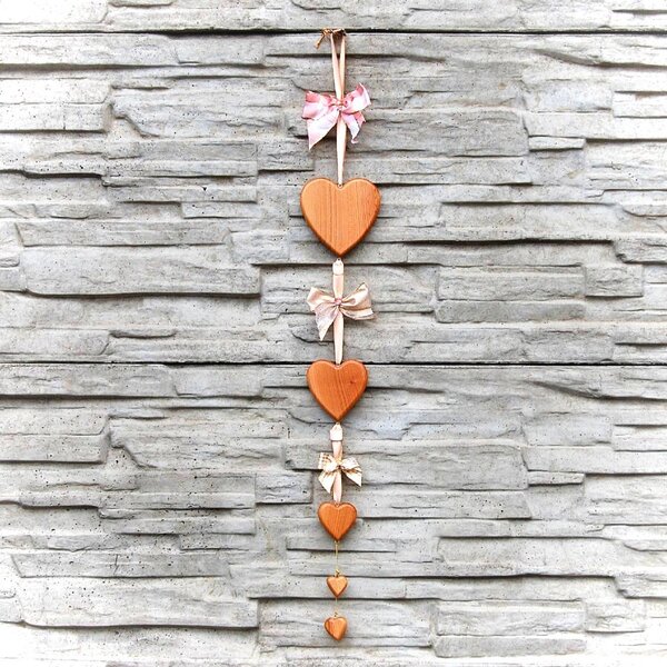 Wooden Hearts Wall Garland Rose