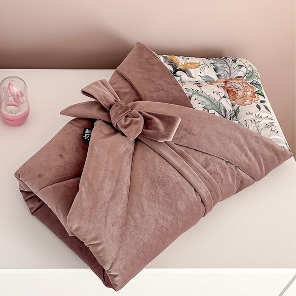 Velvet Nest Premium rose swaddle blanket