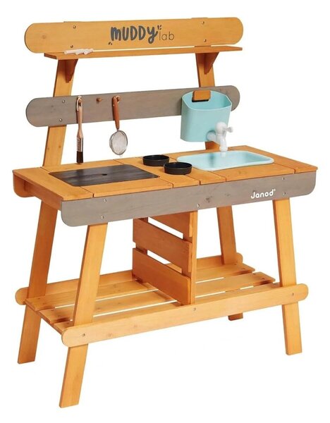 Janod Muddy Lab Outdoor Kitchen