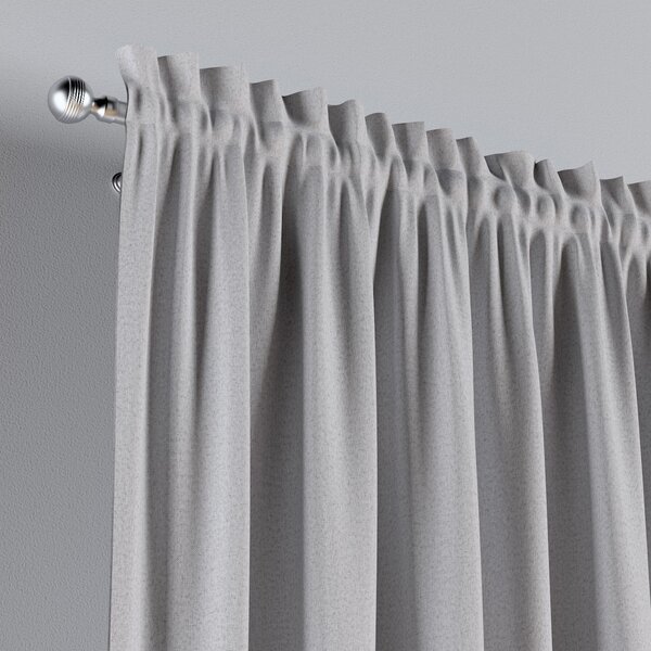 Slot and frill curtains
