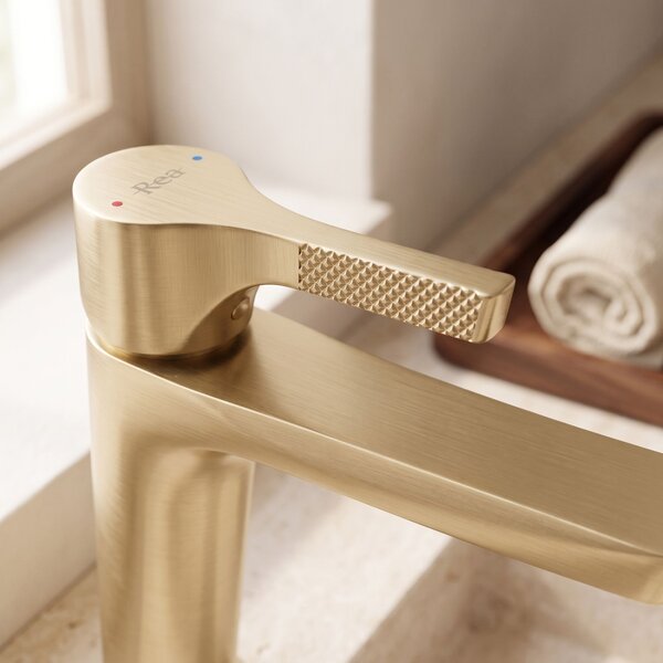 Bathroom faucet PREMIUM Rea Maxim Brush Gold Low
