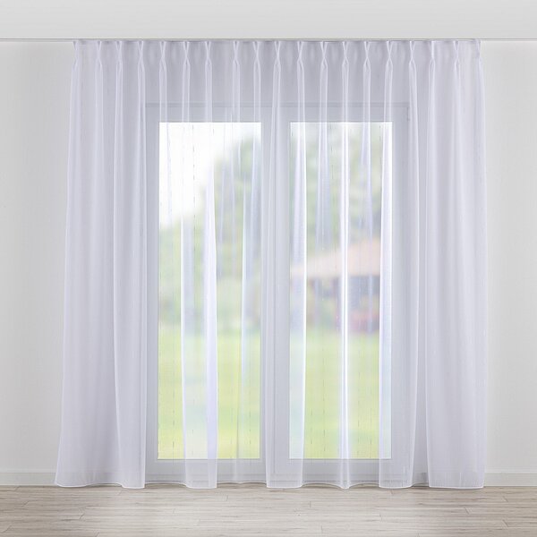 Net curtain with double pinch pleat