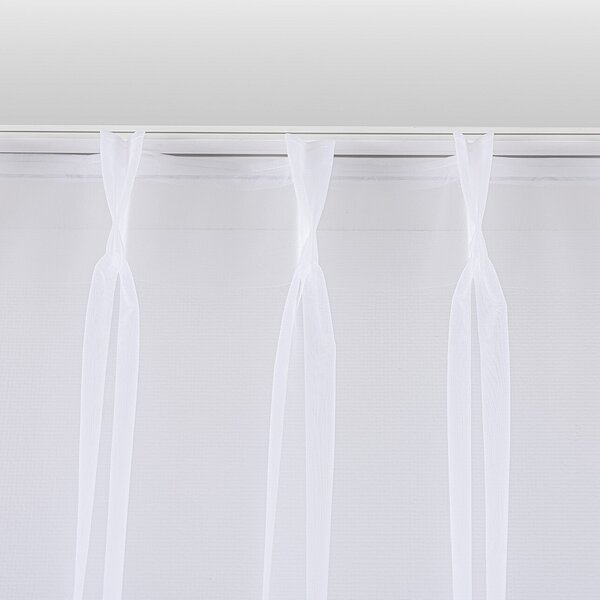 Net curtain with double pinch pleat