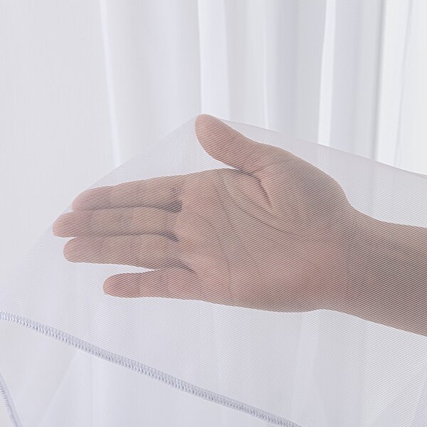 Net curtain with double pinch pleat
