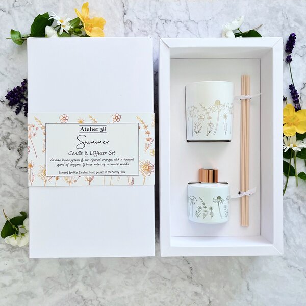 Atelier 38 Summer Candle and Diffuser Gift Set White