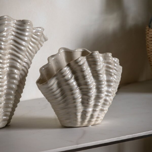 Choctaw Small Stoneware Seashell Vase In White