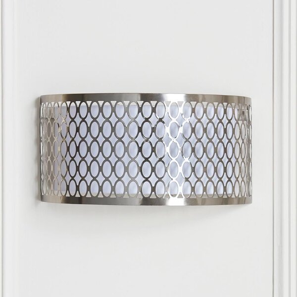 Carlisle Metal Wall Light In Satin Nickel