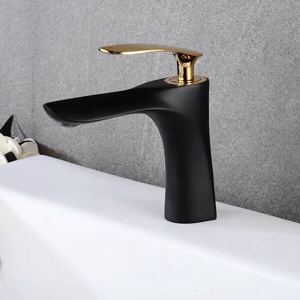 Bathroom faucet Rea Orbit Black Gold low