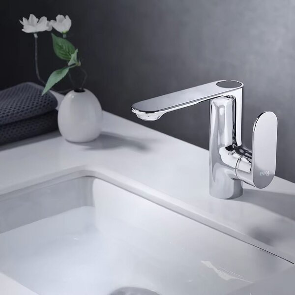 Bathroom faucet Rea Mils LCD Chrom low