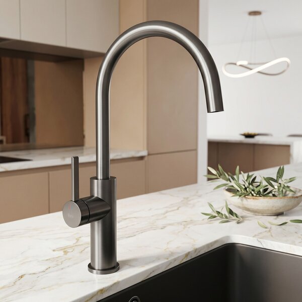 Kitchen faucet REA Rivo Titan