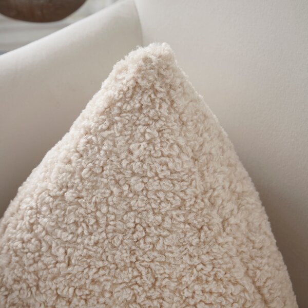 Triangle Boucle Cushion