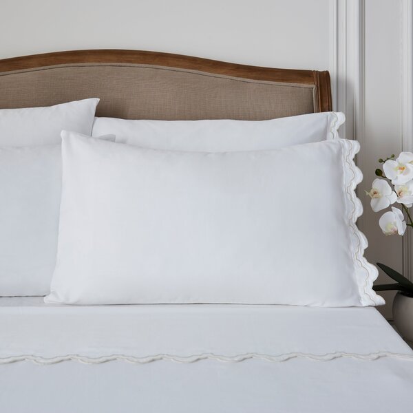 Dorma Double Scallop Oxford Pillowcase Pair