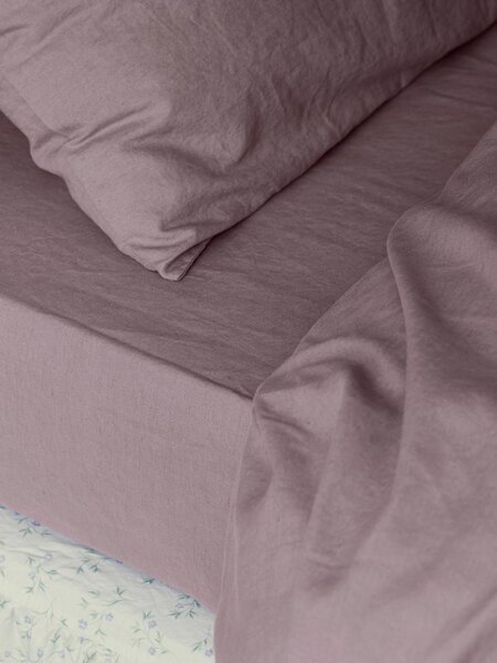 Elderberry 100% Linen Fitted Sheet | Single | Piglet in Bed