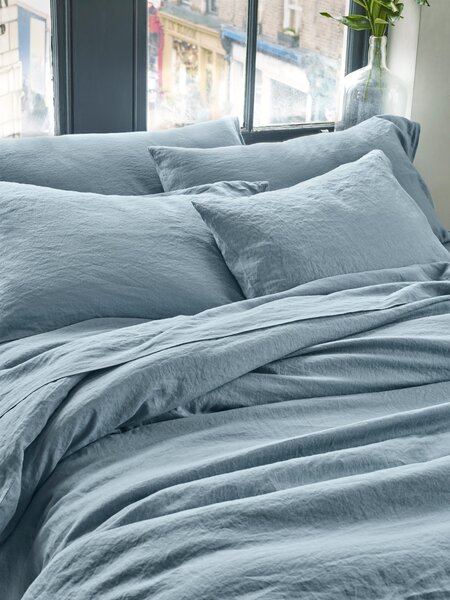 Dusk Blue Linen Blend Pillowcases (Pair) | Standard | Piglet in Bed