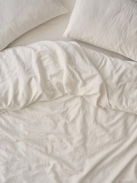 Pearl 100% Linen Duvet Cover | Single | Piglet in Bed