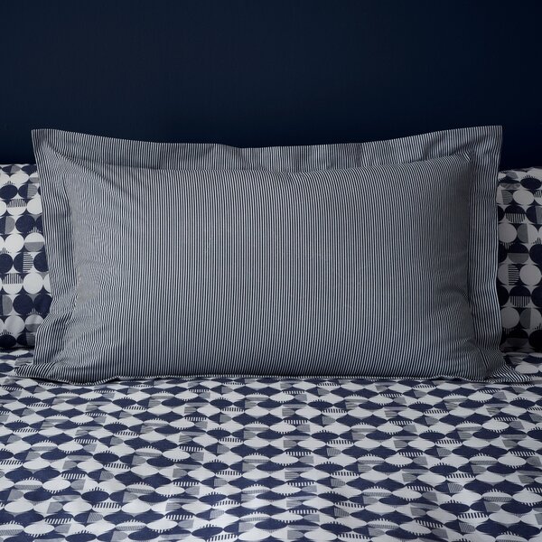 Elements Cove Blue Oxford Pillowcase Blue/White