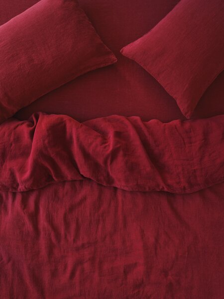 Rhubarb 100% Linen Duvet Cover | Single | Piglet in Bed