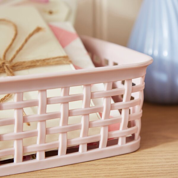 Checked 1.1L Plastic Basket