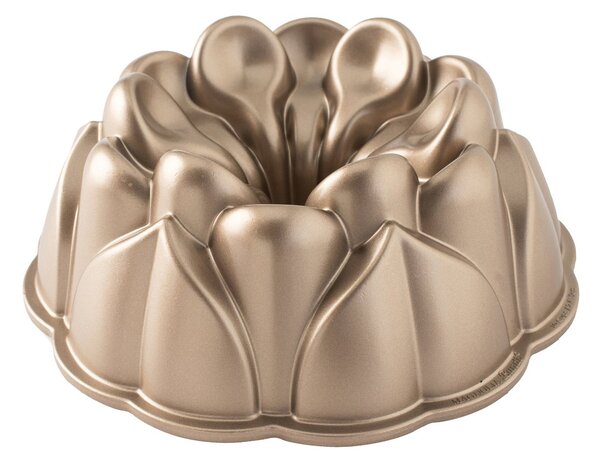 Nordic Ware Nordic Ware magnolia bundt baking tin 2.4 L