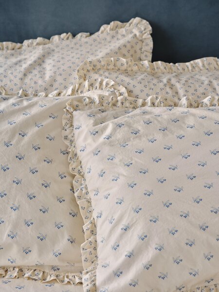 Cove Blue Martha Floral Cotton Frill Pillowcases (Pair) | Standard | Piglet in Bed