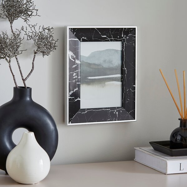 Marble Effect Photo Frame Black