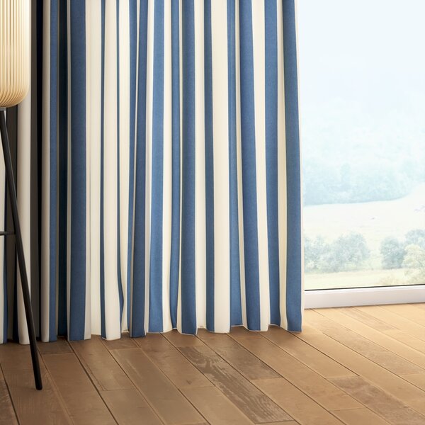 Pencil pleat curtain