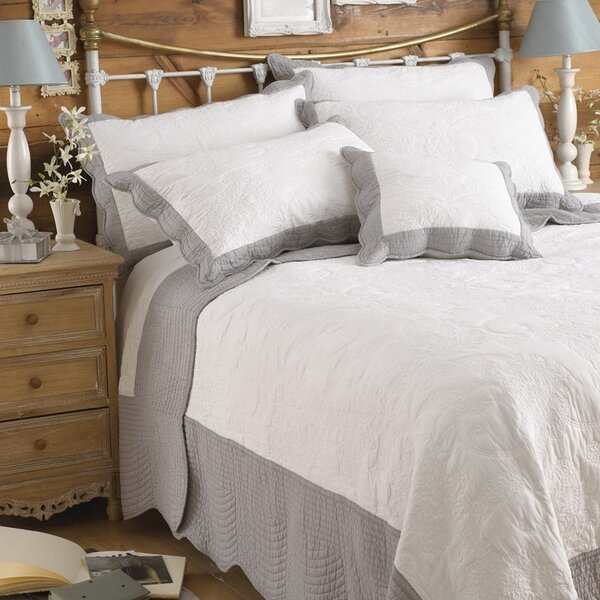 Fayence Bedspread White Grey