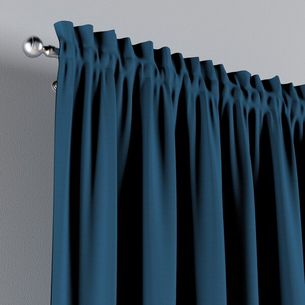 Slot and frill curtains