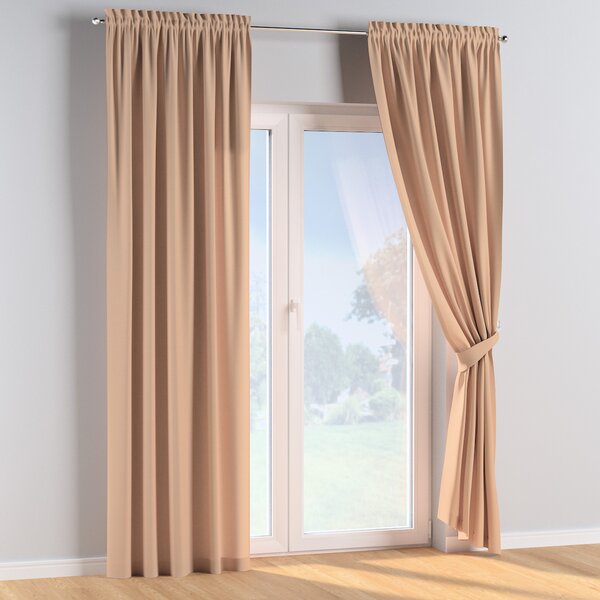 Slot and frill curtains