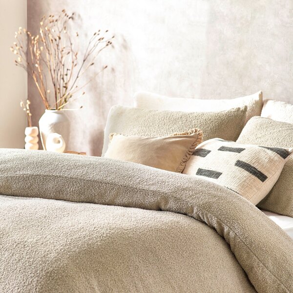 Riviera Yard Boucle Duvet Cover & Pillowcase Set